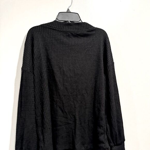 Sanctuary Cozy V- Neck Waffle Knit
Sweater pullover black size 2XL - Picture 10 of 11